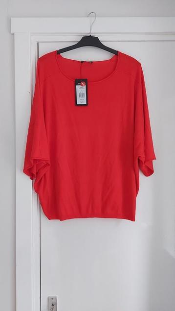 Nieuw shirt Norah maat 46 (oversized) beschikbaar voor biedingen