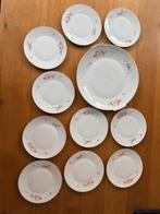 Gebak servies Fürstenberg Rosendekor met goudrand, 1970, Antiek en Kunst, Ophalen