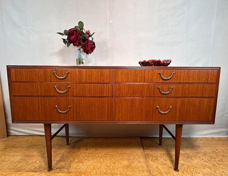 Gratis bezorging!Mid century Retro Teak Dressoir Meredew1960, Huis en Inrichting, Kasten | Dressoirs, Gebruikt, 100 tot 150 cm