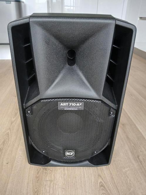 Set actieve speakers RCF Art 710 A MK4 met hoes, Muziek en Instrumenten, Versterkers | Keyboard, Monitor en PA, Zo goed als nieuw