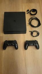 PS4 slim (500G) + 2 controllers, Spelcomputers en Games, Spelcomputers | Sony PlayStation 4, Ophalen, Zo goed als nieuw, Met 2 controllers