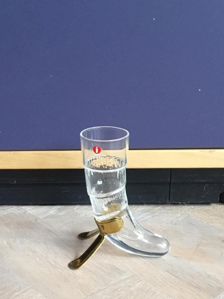 IITTALA Haralds Horn borrelglas, vintage, Fins design, Verzamelen, Glas en Borrelglaasjes, Zo goed als nieuw, Borrel- of Shotglas