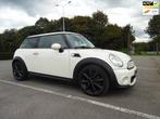 Mini Mini 1.6 One MINIMALIST Business Line, Voorwielaandrijving, Euro 5, Gebruikt, 4 stoelen