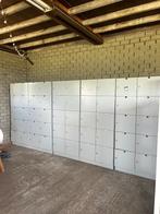 2 partijen robuuste/ luxe lockerkasten,  60 en 30 deurtjes, Huis en Inrichting, Kasten | Lockerkasten, Ophalen, Zo goed als nieuw