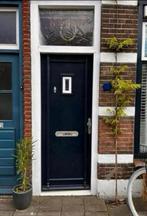 Zware houten voordeur. Authentiek 209x81 cm. Zsm ophalen, Deurkozijn, Zo goed als nieuw, Hout, Ophalen