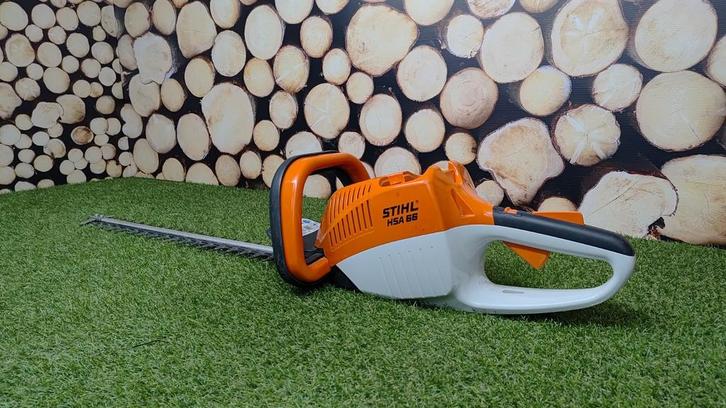 ZEER NETTE Stihl HSA 66 Accu Heggenschaar - BODY, Tuin en Terras, Heggenscharen, Zo goed als nieuw, Accu, Ophalen of Verzenden