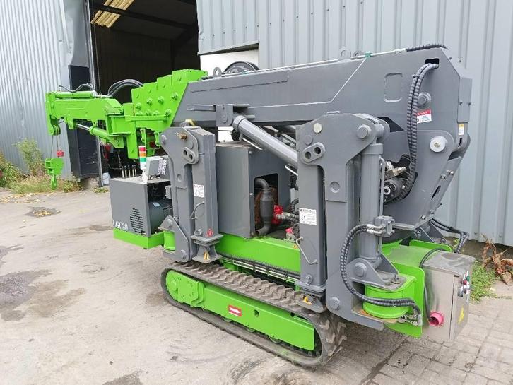 WCM LGC30 maeda mc hybride speed minikraan 8,5 m 3 ton, Zakelijke goederen, Machines en Bouw | Kranen en Graafmachines, Kraan