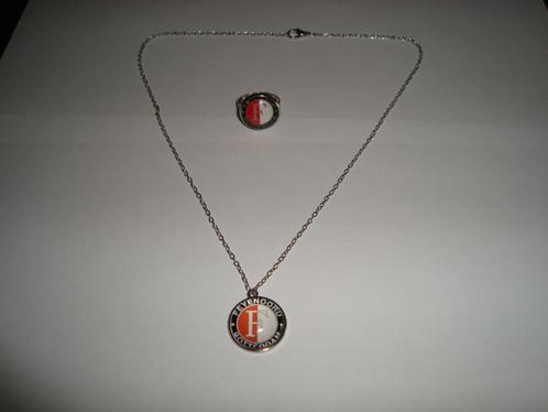 Prachtige kadoset FEYENOORD Halsketting + Ring € 14,95, Verzamelen, Sportartikelen en Voetbal, Nieuw, Feyenoord, Verzenden