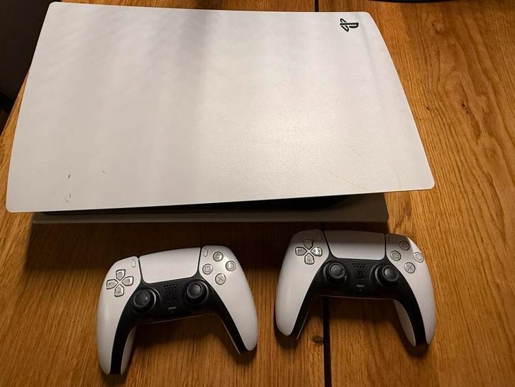 PS5 Disc + 2 Controllers + 1TB SSD, Spelcomputers en Games, Spelcomputers | Sony PlayStation 5, Gebruikt, Playstation 5, Ophalen