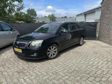 Toyota Avensis Wagon 1.8 VVTi Luna | STOELVERWARMING beschikbaar voor biedingen