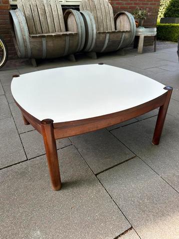 G plan coffeetable  beschikbaar voor biedingen