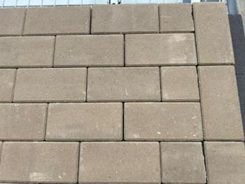 betonklinker retron prestige 21x10,5x8 donkergeel beschikbaar voor biedingen