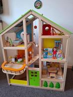 Houten poppenhuis met veel meubeltjes van HAPE, Kinderen en Baby's, Speelgoed | Poppenhuizen, Ophalen, Zo goed als nieuw, Poppenhuis