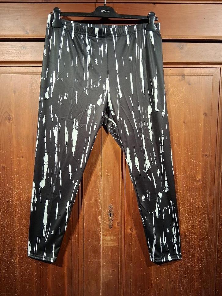 tie dye legging zwart / wit 44/48, Kleding | Dames, Leggings, Maillots en Panty's, Nieuw, Legging, Maat 44/46 (L), Zwart, Ophalen of Verzenden