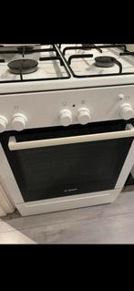 Bosch fornuis, Zo goed als nieuw, Gas, 85 tot 90 cm, 4 kookzones