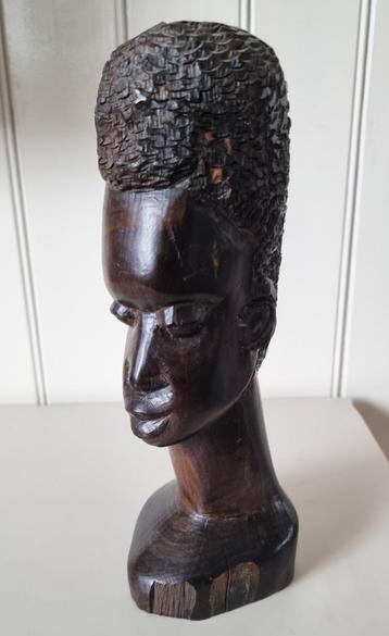 Hout gesneden Afrikaanse  vrouwenhoofd. beschikbaar voor biedingen