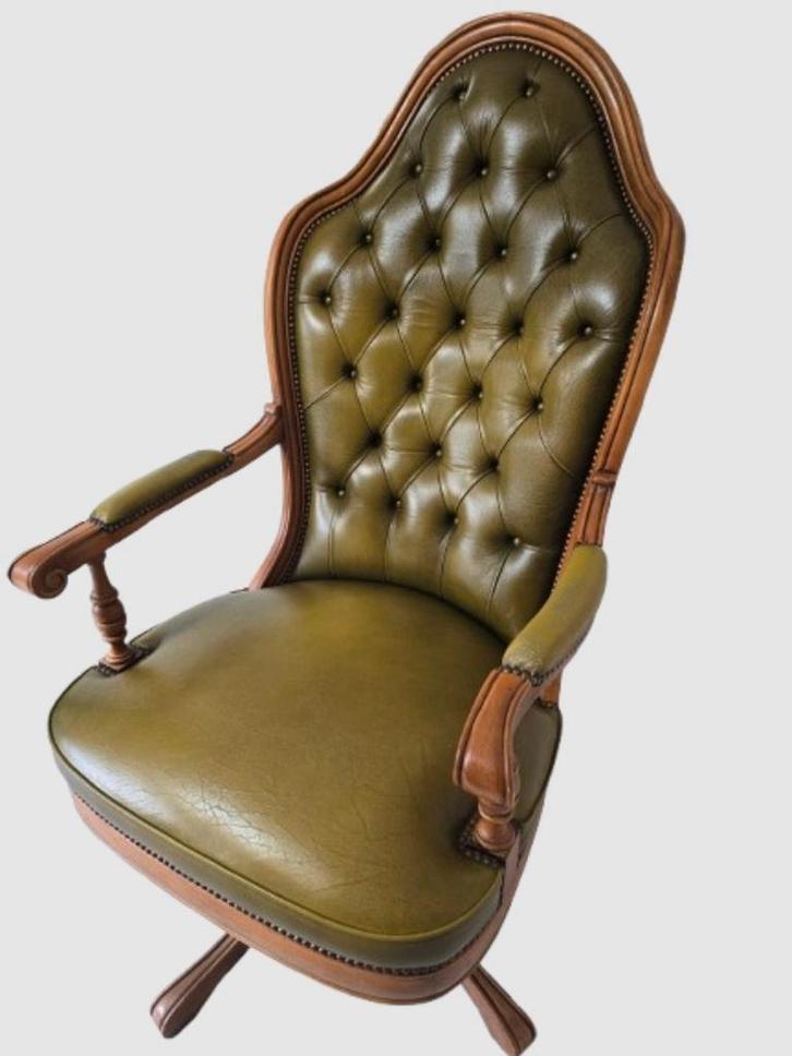 Antieke Engelse draaistoel in Chesterfield-stijl, Antiek en Kunst, Antiek | Meubels | Stoelen en Banken, Ophalen of Verzenden