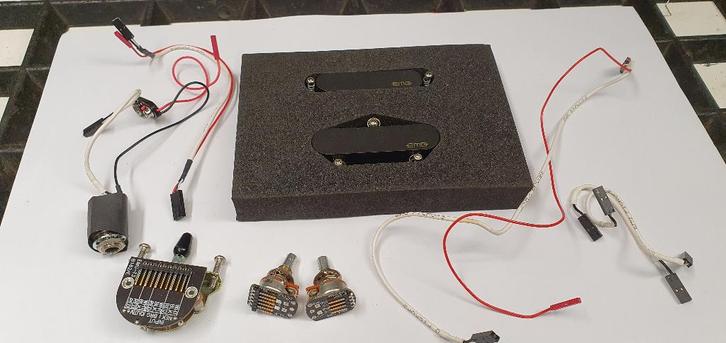 EMG Telecaster elementenset, Muziek en Instrumenten, Instrumenten | Onderdelen, Zo goed als nieuw, Elektrische gitaar, Ophalen of Verzenden