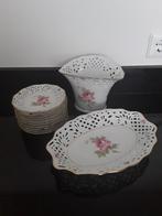 Schumann ajour uitgebreid serveerstel met pioenroos, Antiek en Kunst, Antiek | Servies los, Verzenden