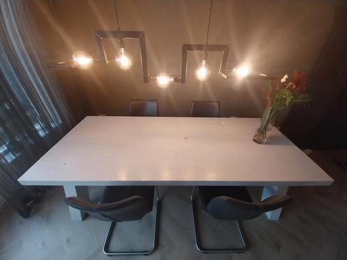 Robuuste tafel eikenhout, wit behandeld, "Novastyl", Huis en Inrichting, Tafels | Eettafels, Zo goed als nieuw, 100 tot 150 cm