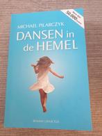 Dansen in de Hemel - Michael Pilarczyk, Boeken, Ophalen of Verzenden, Gelezen, Michael Pilarczyk