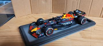 SPARK Max Verstappen Red Bull..RB 18 Winner GP Miami 2022 beschikbaar voor biedingen