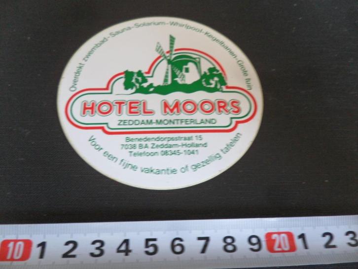 sticker zeddam montferland hotel moors strip molen, Verzamelen, Stickers, Zo goed als nieuw, Bedrijf of Vereniging, Ophalen