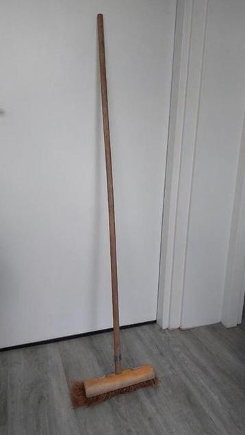 Zachte bezem voor binnen beschikbaar voor biedingen