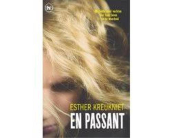 Esther Kreukniet en passant, Boeken, Romans, Zo goed als nieuw, Ophalen of Verzenden