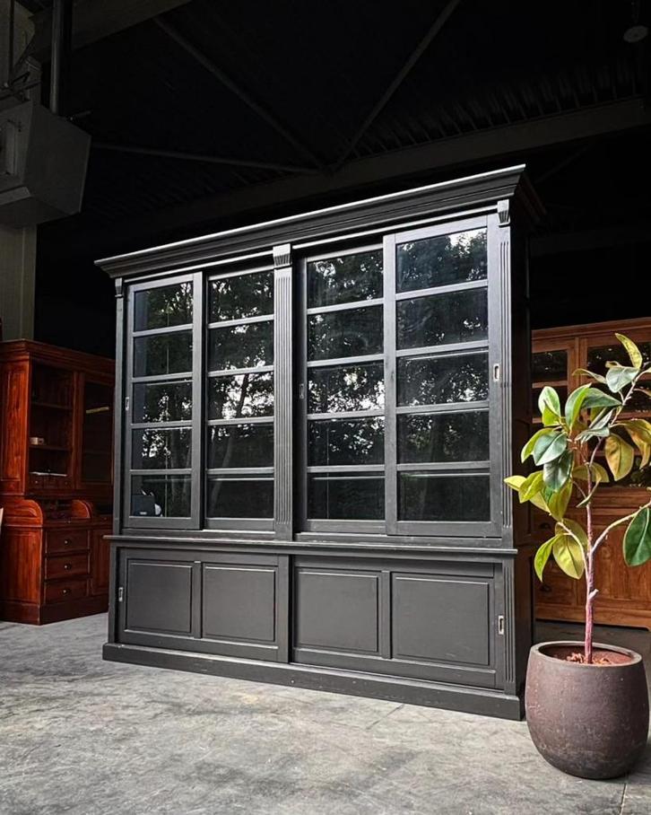 Hoge & brede Winkelkast | Zwarte Notariskast | #2221, Huis en Inrichting, Kasten | Buffetkasten, Gebruikt, 200 cm of meer, 200 cm of meer