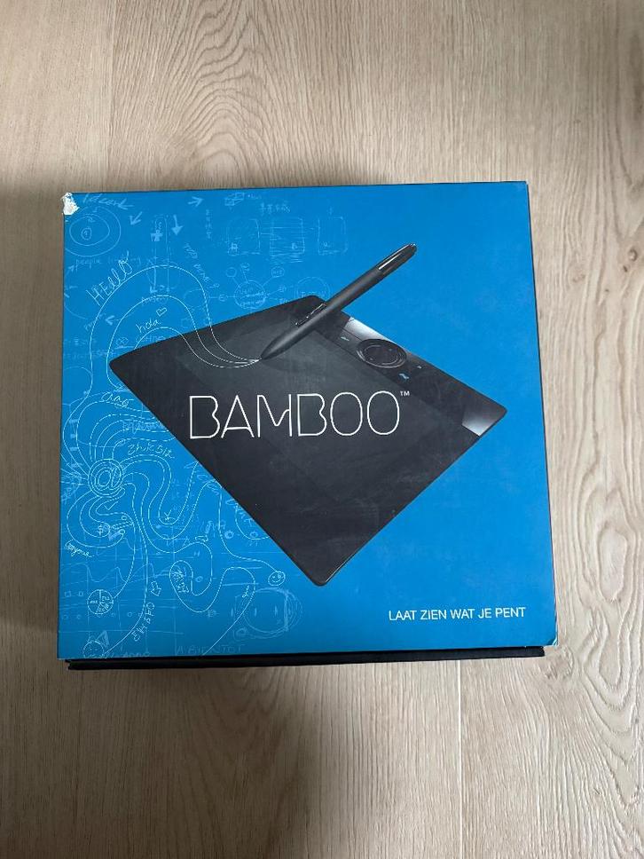 Wacom Bamboo MTE450 PC/MAC Computer Graphics Tablet Small, Computers en Software, Tekentablets, Zo goed als nieuw, Ophalen