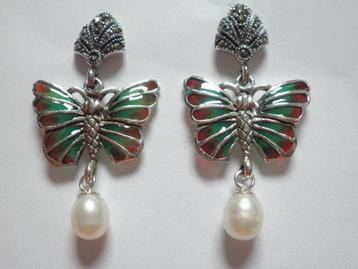 Mooie Zilveren Tiffany Oorstekers - Vlinder - Groen/rood beschikbaar voor biedingen