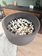 Ballenbak 110 cm met ca. 300 ballen foam + wasbare hoes, Ophalen, Zo goed als nieuw, Jongen of Meisje