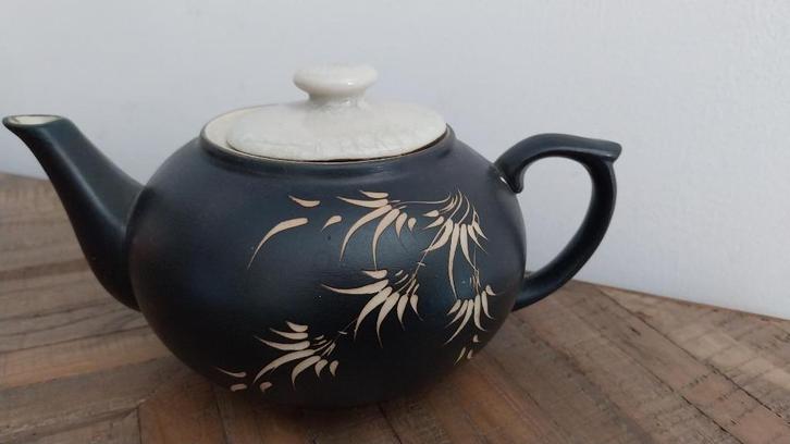 Theepot Vietnam Bat Trang, Antiek en Kunst, Antiek | Keramiek en Aardewerk, Ophalen of Verzenden