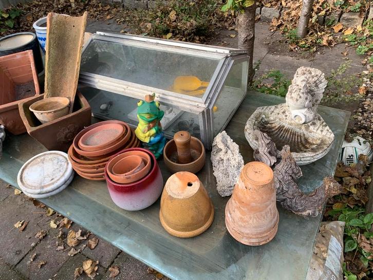 Tuinspullen. Potten. Planten. Stenen. Schelpen etc., Hobby en Vrije tijd, Overige Hobby en Vrije tijd, Gebruikt, Ophalen