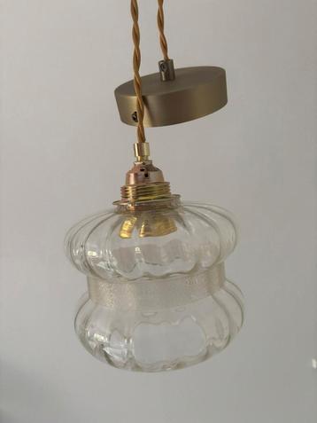 Vintage hanglamp beschikbaar voor biedingen