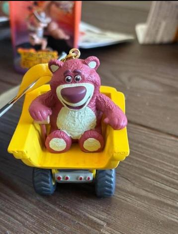 Disney toystory lotso ornament beschikbaar voor biedingen
