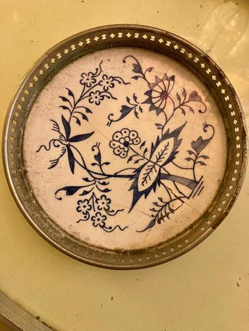 Vintage antiek keramiek zilverkleur bewerkt boho onderzetter beschikbaar voor biedingen