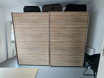 Goossens kledingkast met schuifdeuren (269cm) beschikbaar voor biedingen