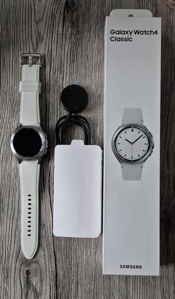 Galaxy Watch 4 Classic 42mm beschikbaar voor biedingen