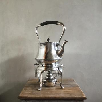 Theepot beschikbaar voor biedingen