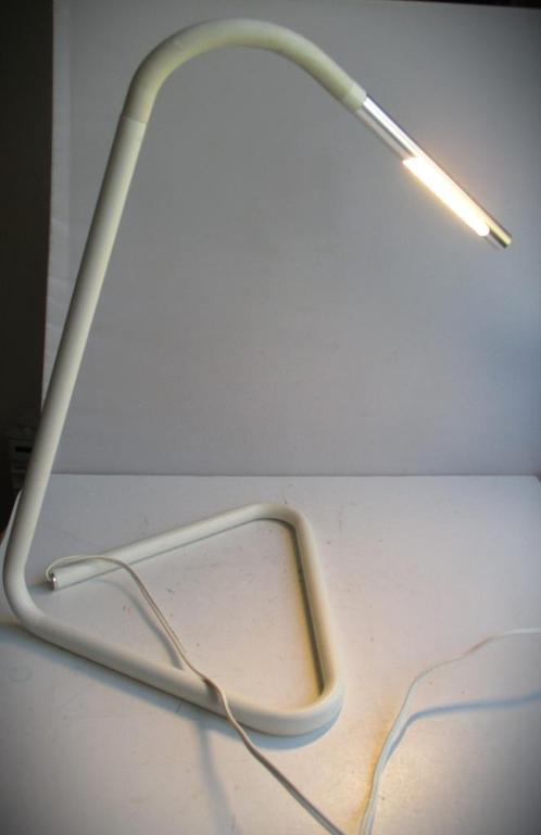 Lamp~Bureaulamp Led Ikea witte Burolamp~Lamp Buro of Werktaf, Huis en Inrichting, Lampen | Tafellampen, Zo goed als nieuw, Minder dan 50 cm