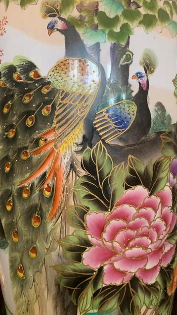 NICELY BIG ONE CHINESE VASES COLLECTION IN DIFFERENT SIDES beschikbaar voor biedingen