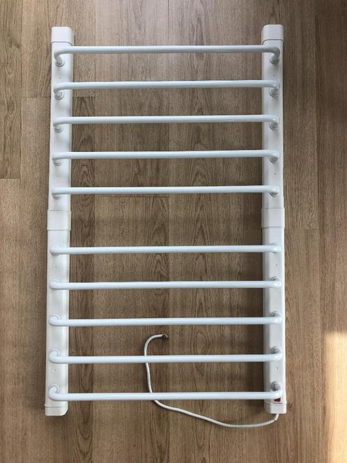Handdoeken droger/warmer, Huis en Inrichting, Badkamer | Badtextiel en Accessoires, Zo goed als nieuw, Handdoekenrek, Wit, Ophalen