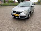 Volkswagen Polo 1.4 55KW 2006 Grijs, Auto's, Volkswagen, Voorwielaandrijving, 74 pk, Elektrische ramen, Bedrijf