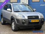 Hyundai Tucson 2.7i V6 4WD Style * Airco * Automaat * Cruise, Automaat, Gebruikt, 2656 cc, Bedrijf