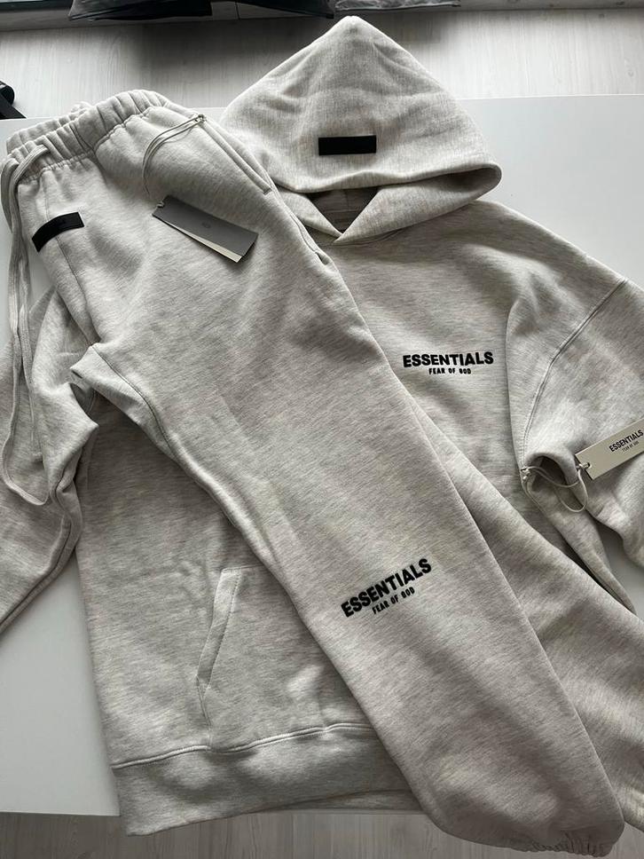 Fear of God Essentials Set - Light Oatmeal, Kleding | Heren, Truien en Vesten, Nieuw, Maat 46 (S) of kleiner, Beige, Ophalen of Verzenden