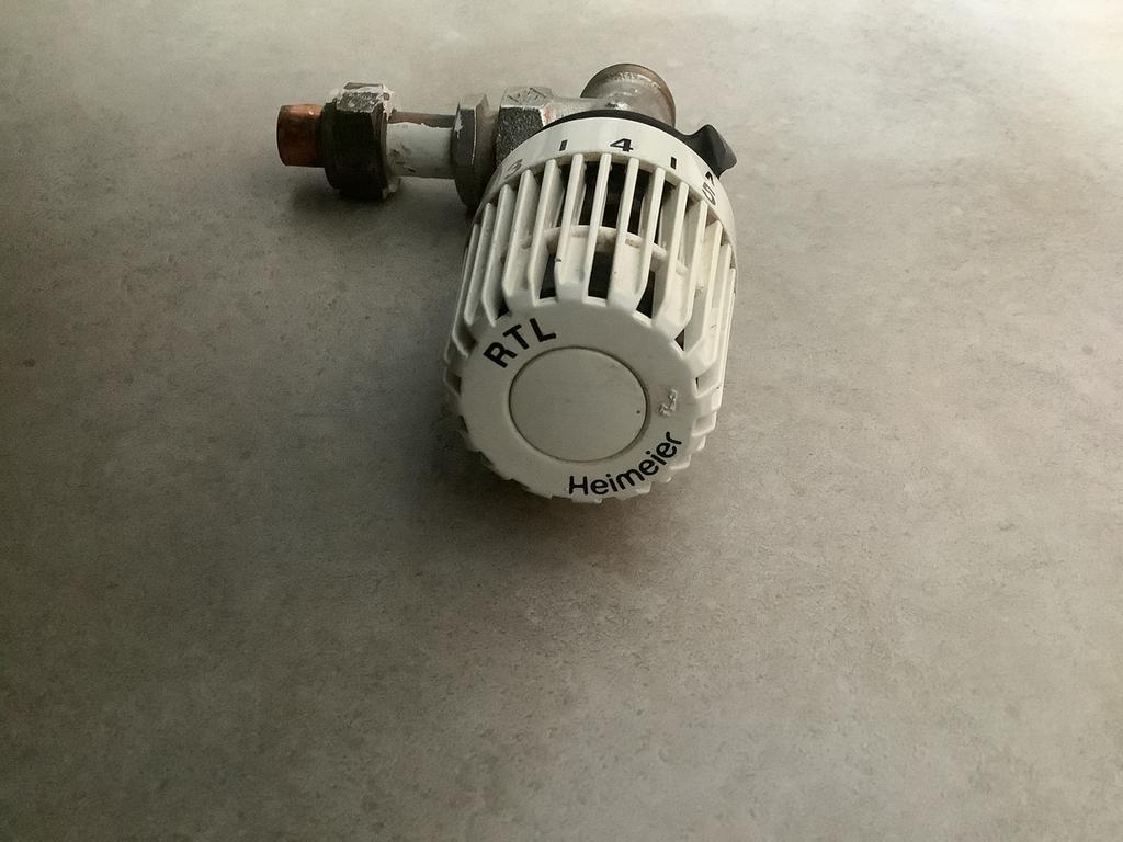Vloerverwarming Retour water temperatuur begrenzer, RTL, Doe-het-zelf en Verbouw, Verwarming en Radiatoren, Ophalen of Verzenden