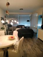 Ingatorp Eettafel - Ronde Tafel met 4 stoelen, Huis en Inrichting, Complete inboedels, Ophalen