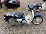 Honda c50 super cub met kenteken weinig km, Fietsen en Brommers, Honda, Maximaal 45 km/u, Zo goed als nieuw, Benzine